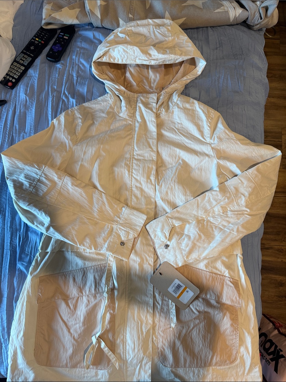 Levi's Cream Lightweight Hooded Raincoat